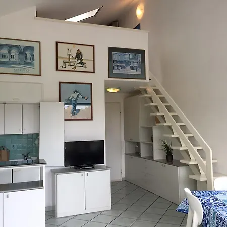 Casa Azalea By Holiday World Apartman