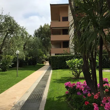 Casa Azalea By Holiday World Apartman *