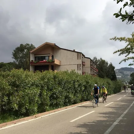 Casa Azalea By Holiday World Apartmán Sanremo